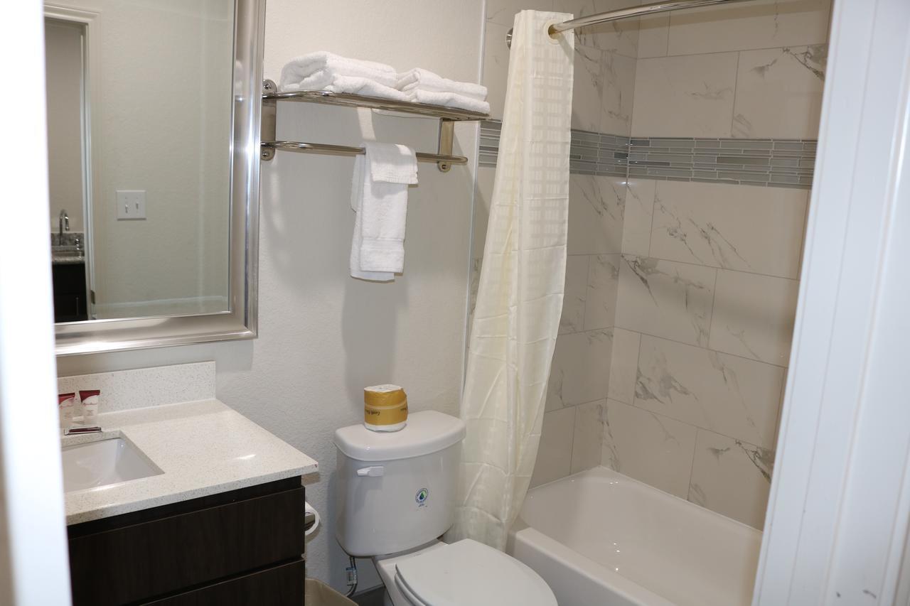 Scottish Inn & Suites - Iah Airport Humble Εξωτερικό φωτογραφία
